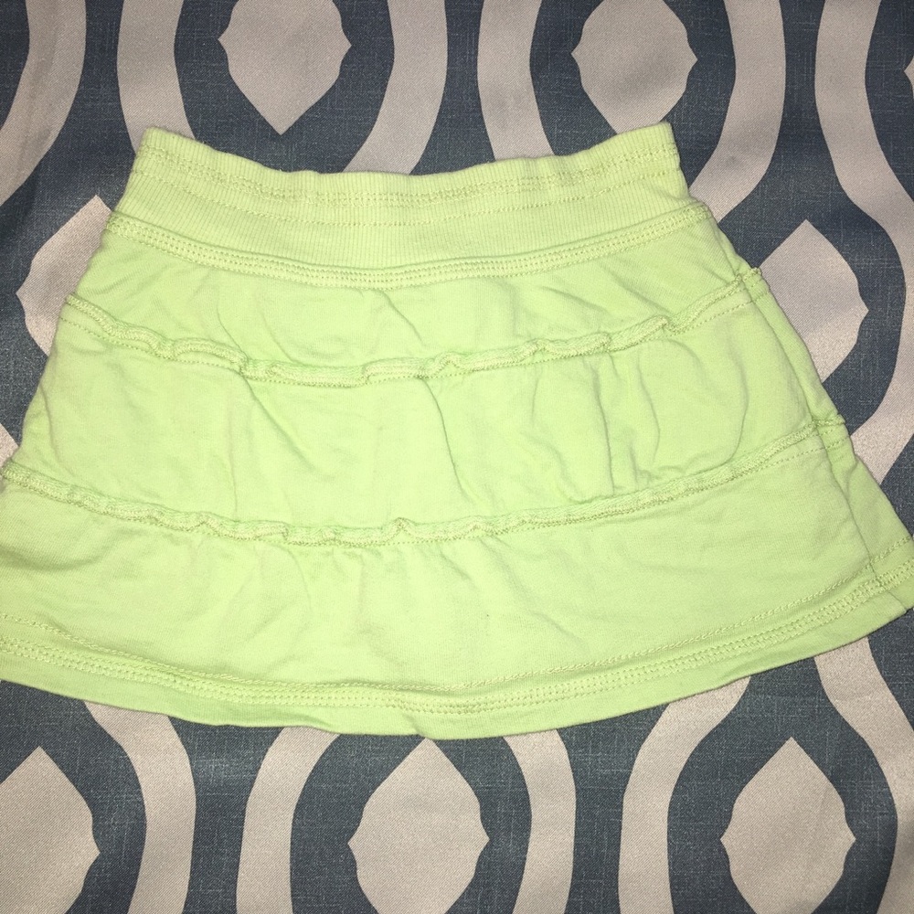 5/$25 L L Bean green skirt 12-18 Months ll bean